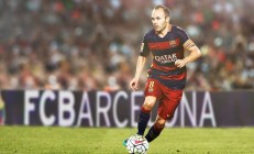 开云体育下载-平凡球队化身巨人杀手！惊天绝杀背后，那个让魔术主场死寂的克莱并非库里