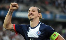 开云体育中国-萨内29分撕裂防线！希腊险胜美国上演现代大卫逆袭