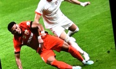 开云体育官网-国际足球豪门将在场上展开对决！