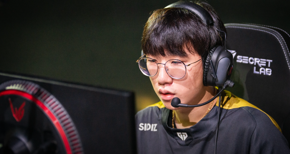 MAD横扫DK,Ruler线上压制力十足强强对话入围赛,让粉丝疯狂欢呼的简单介绍 MAD横扫DK,Ruler线上压制力十足强强对话入围赛,让粉丝疯狂欢呼的简单介绍