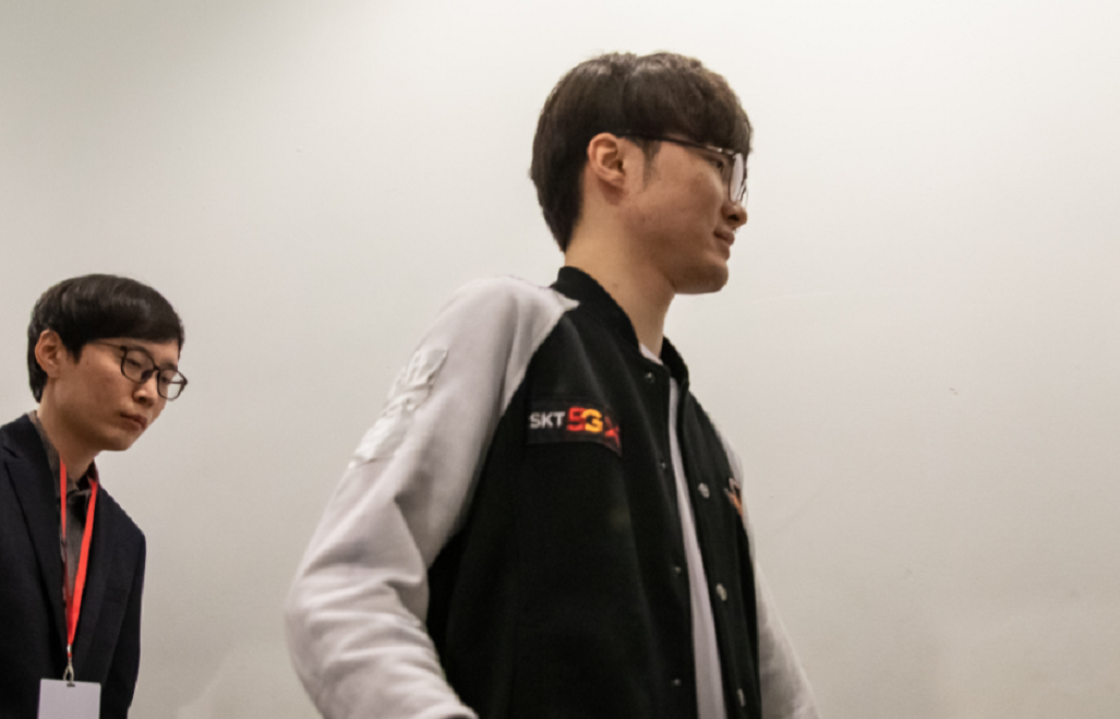 EG血洗DK,Zeus关键团战开团秒人强强对话成都决赛之夜,让粉丝疯狂欢呼的简单介绍 EG血洗DK,Zeus关键团战开团秒人强强对话成都决赛之夜,让粉丝疯狂欢呼的简单介绍