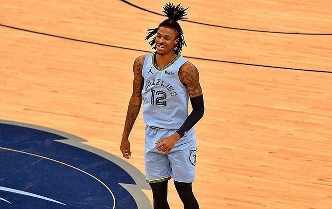 灰熊队后卫受伤,球队防守端遭重创 灰熊队后卫受伤,球队防守端遭重创