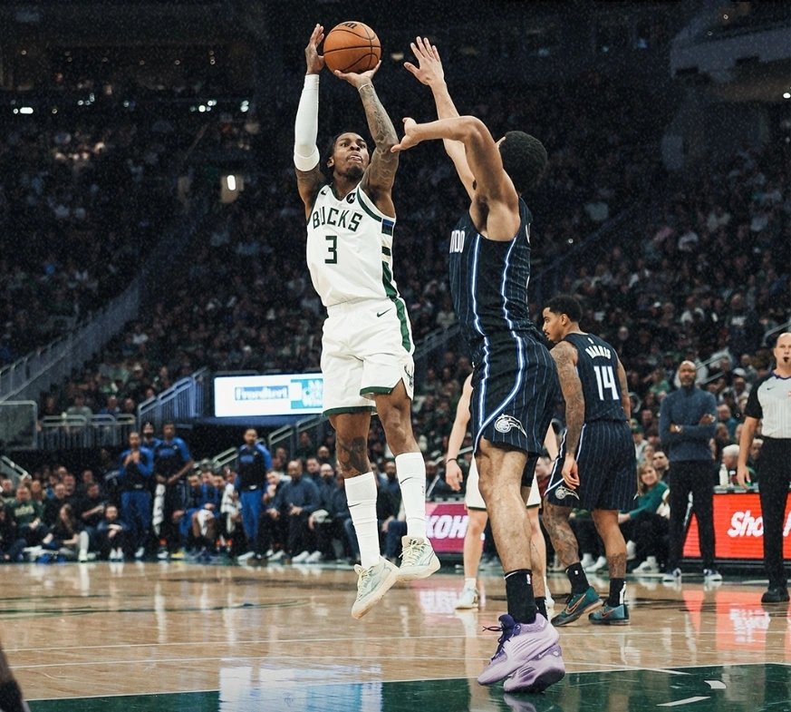 雄鹿再胜篮网,猛龙击败魔术 雄鹿再胜篮网,猛龙击败魔术