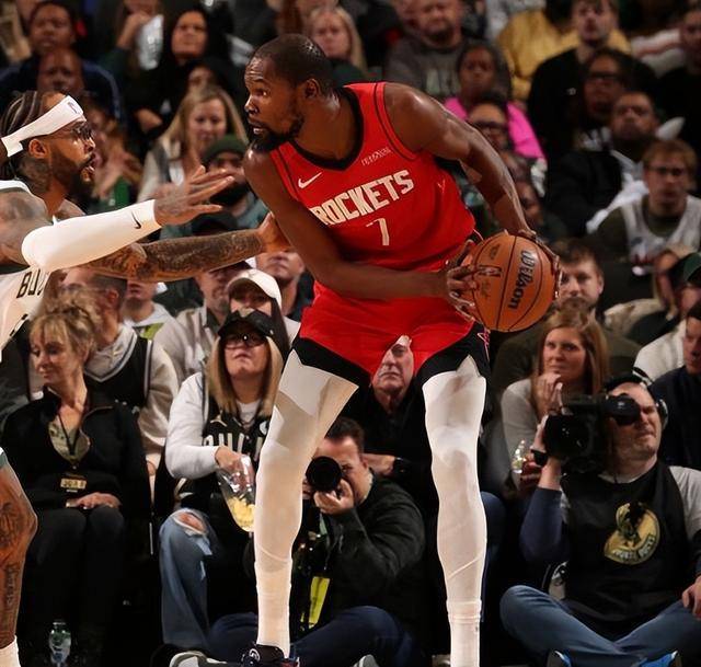 鹈鹕险胜马刺,杜兰特刷新纪录 鹈鹕险胜马刺,杜兰特刷新纪录