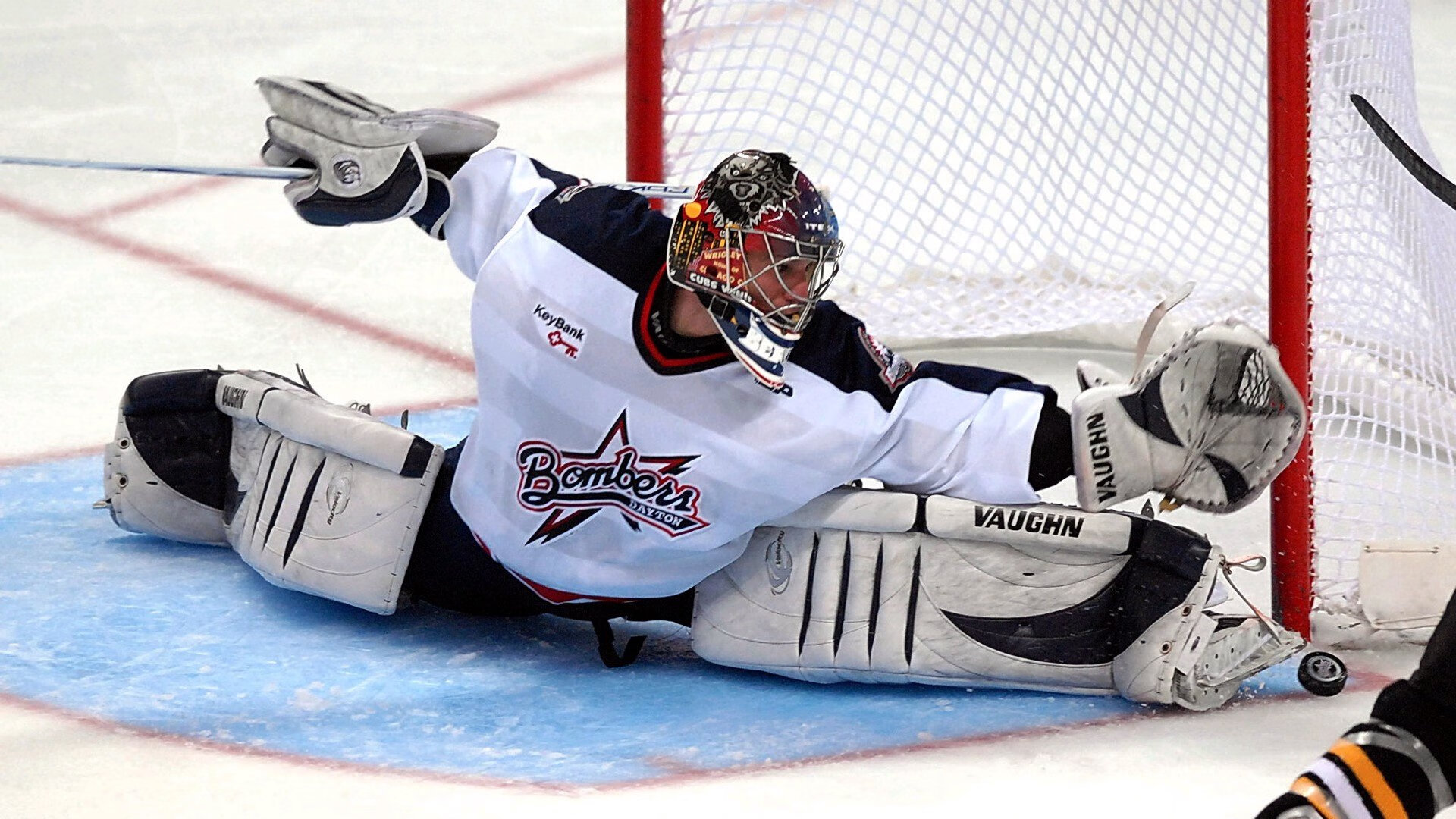 横扫之下，孤勇者郑思维，一场4比1里的唯一反光