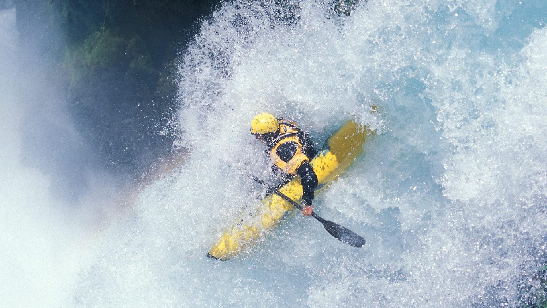 逆鳞之搏，当红军的靴刺钉入新月之地
